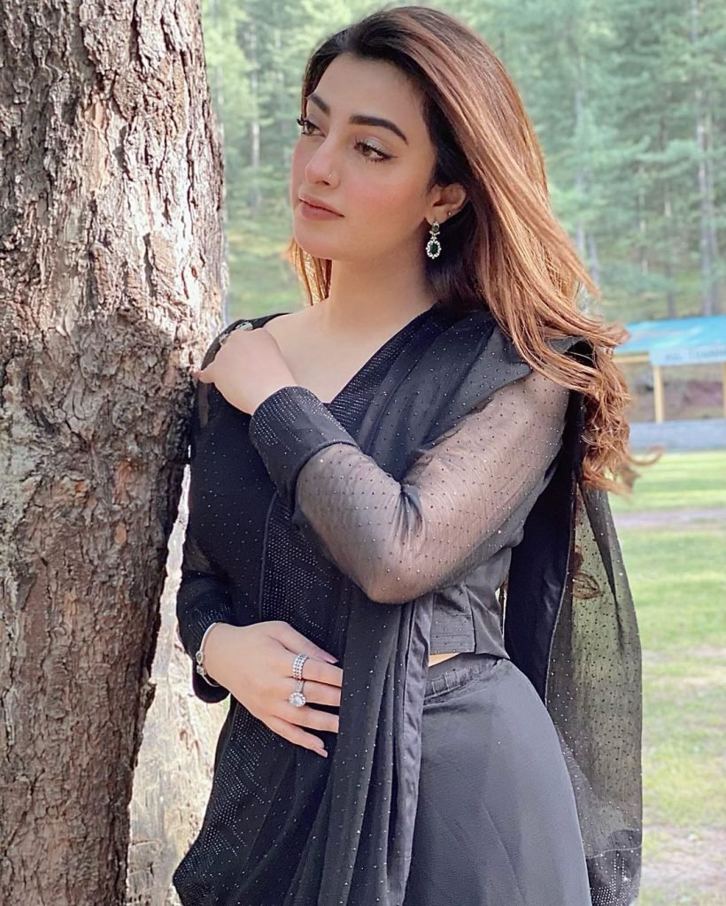 Nawal Saeed’s photo shoot wearing a black saree went viral on social media