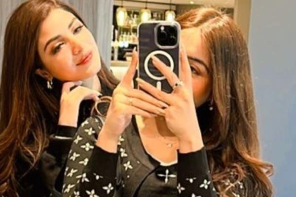 Kinza Hashmi Enjoys Her Trip To London With BFF Sara