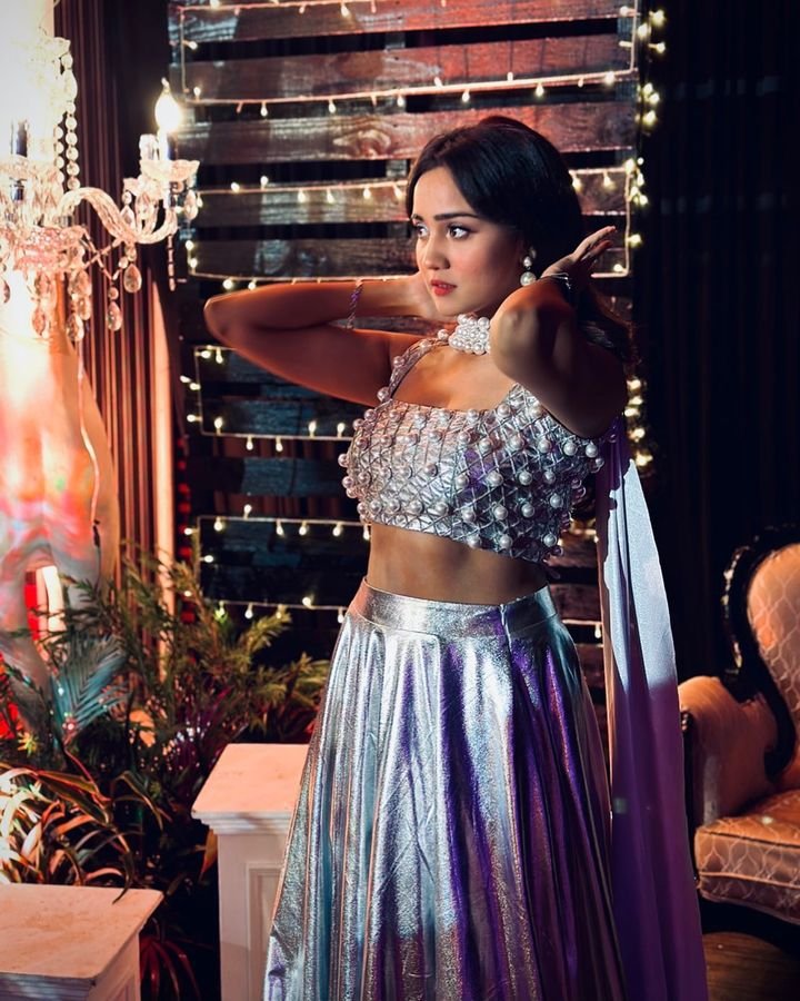 Ashi Singh Grabs Attention In Silver Lehenga