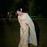 Hania Amir Stuns in Beige Saree for the Wedding Season