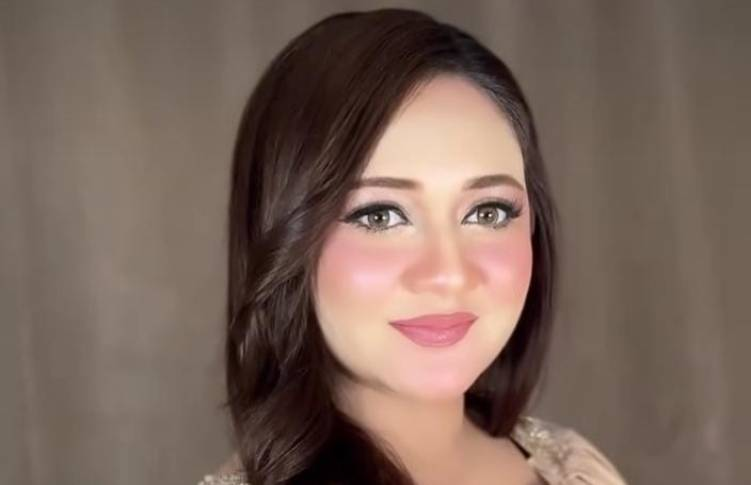 Emotional Emaan Shines at Godh Bharai Despite Rajab’s Absence