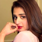 Hira Mani Joins 2016 Nostalgia Trend With Throwback Photos
