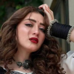 Momina Iqbal Shares Beauty Secrets and Life Insights in Candid Instagram Q&A